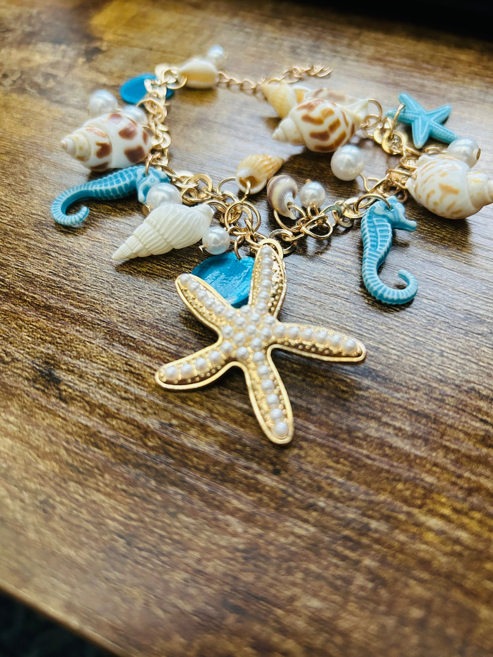 🌊 Boho Beach Charm Bracelet – Starfish, Seahorse, & Shell MagicJewelry
